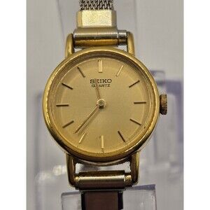 Vintage Seiko Ladies' Gold Tone Stainless Steel 20mm Bracelet Watch. New Batt